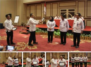 Pemberian Penghargaan Publikasi Informasi P4GN terbanyak di Media Sosial di Lingkungan BNNP Jatim