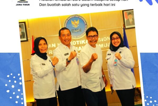 Selamat Pagi, mulai Senin-mu dengan Senyum, Semangat, Kegembiraan dan Kebahagiaan.. Lakukan yang terbaik, bekerja dan berusaha maksimal untuk setiap pekerjaan