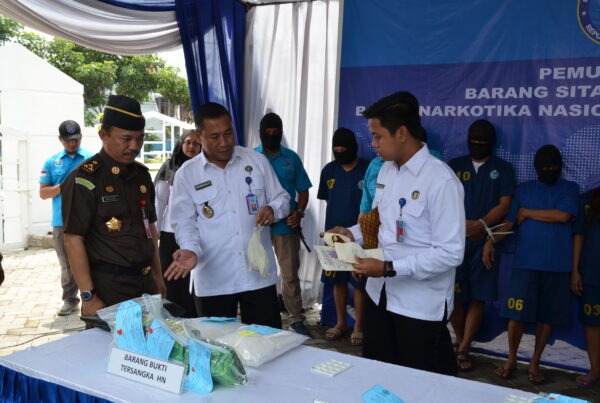LIBATKAN KAI, BNNP JATIM MUSNAHKAN 22 KILOGRAM SABU-SABU