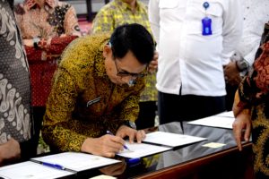KOMITMEN BERSAMA BRANTAS NARKOBA UNIVERSITAS BRAWIJAYA TANDA TANGANI 16 MoU DENGAN BNN