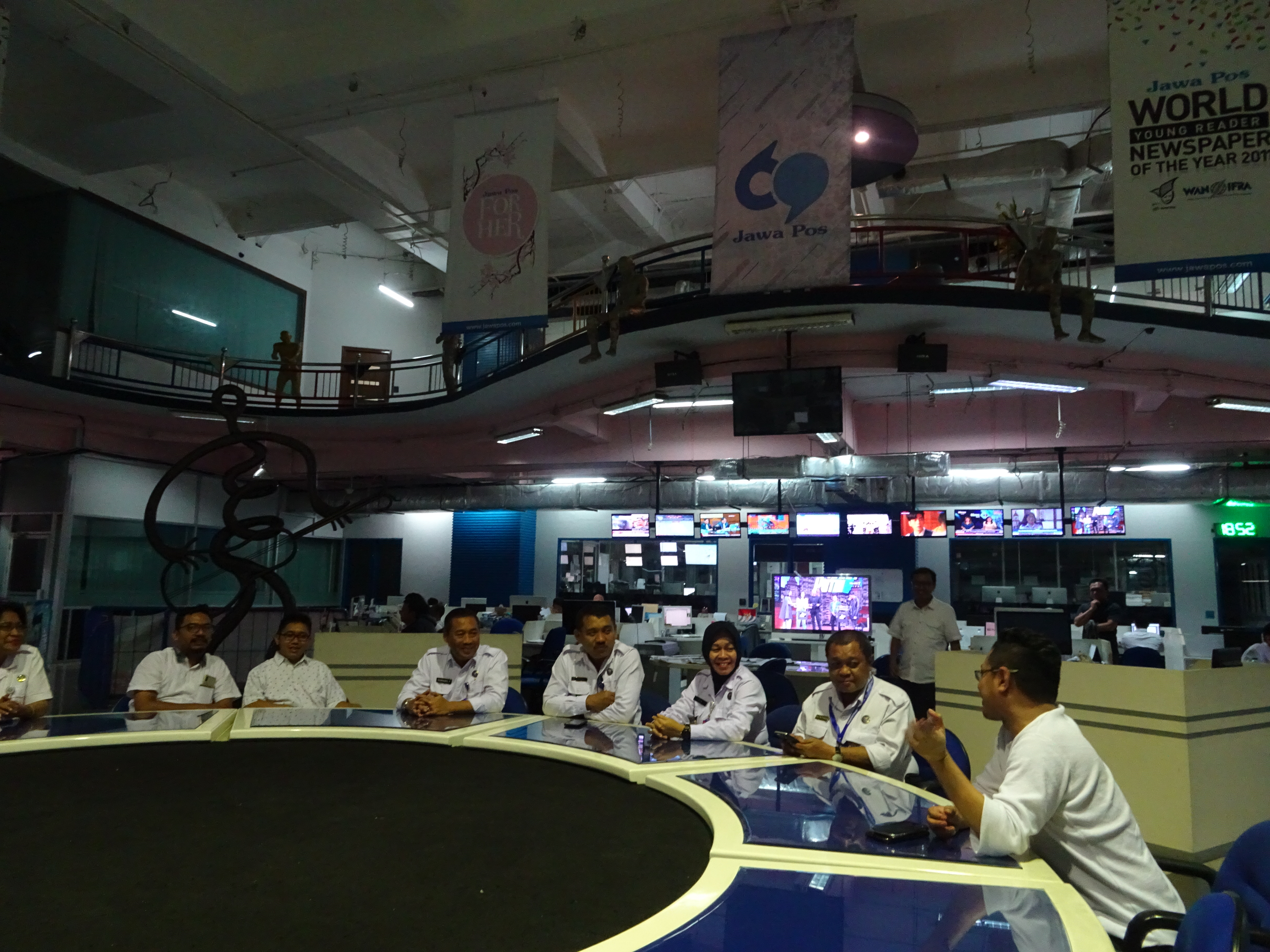 RAPAT KOORDINASI DENGAN JAWA POS
