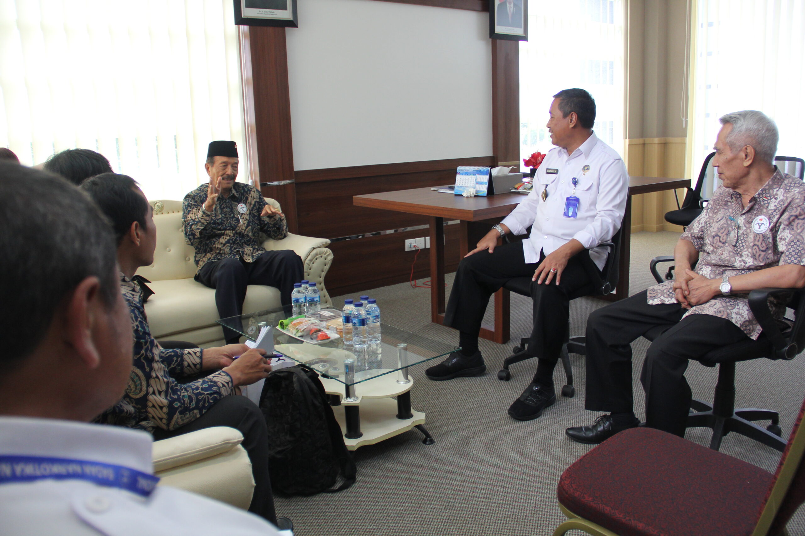 MENERIMA KUNJUNGAN KERJA BADAN KERJASAMA SOSIAL USAHA PEMBINAAN WARGA TAMA (BERSAMA) MENERIMA KUNJUNGAN KERJA BADAN KERJASAMA SOSIAL USAHA PEMBINAAN WARGA TAMA (BERSAMA)