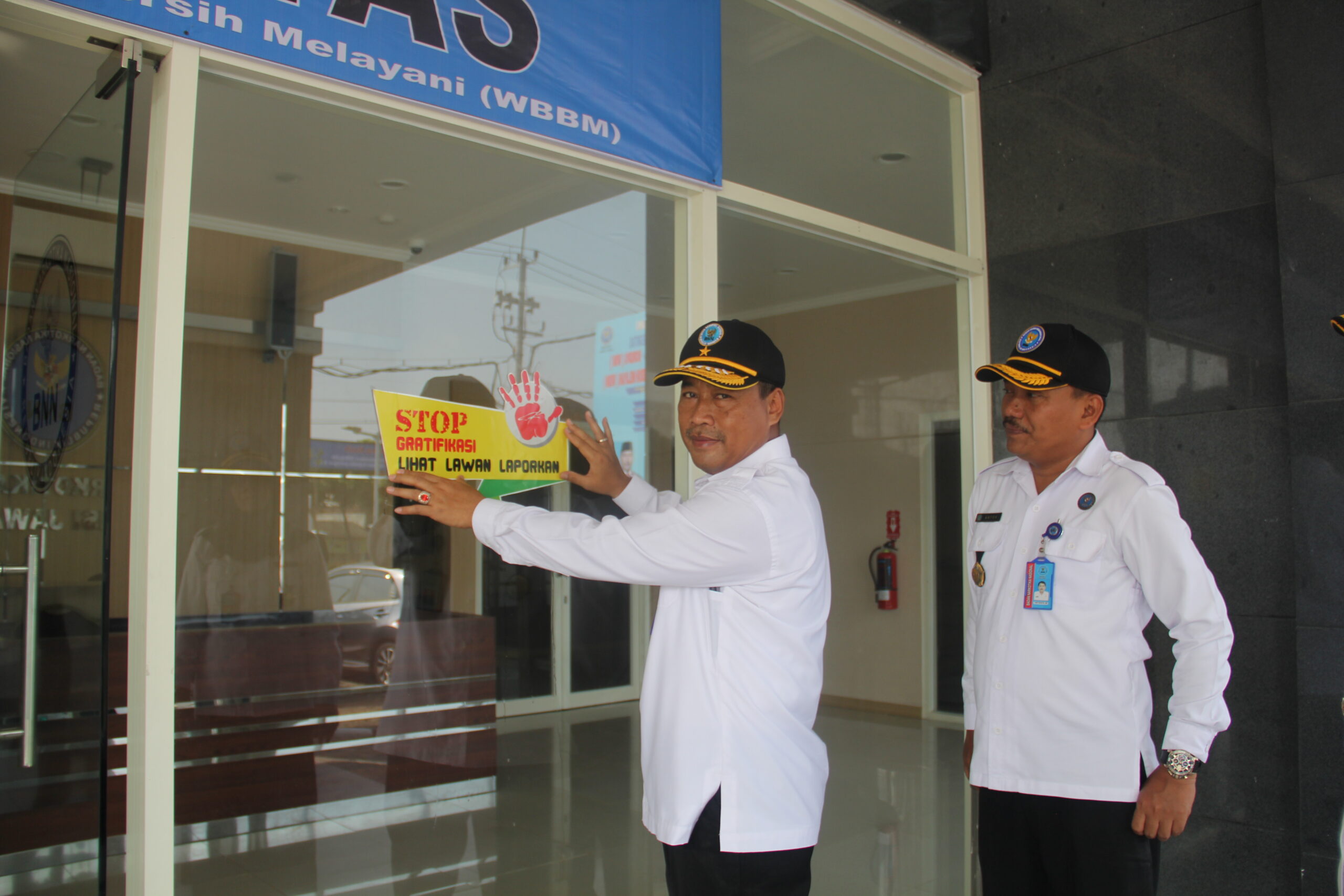 SIMBOLIS ZONA INTEGRITAS BNN PROVINSI JAWA TIMUR SIMBOLIS ZONA INTEGRITAS BNN PROVINSI JAWA TIMUR