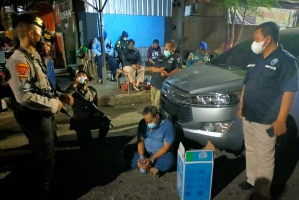 Razia Gabungan Kampung Rawan Narkoba di Surabaya
