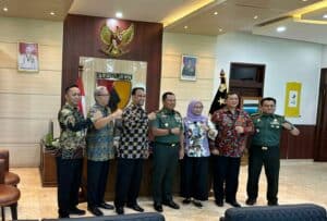 RAPAT KOORDINASI P4GN KEPALA BNNP JAWA TIMUR BESERTA PJU KE PANGDAM V BRAWIJAYA DI MAKO KODAM V BRAWIJAYA
