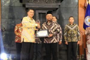 Pergelaran Prestasi Pelajar dan Deklarasi Anti Narkoba Pergelaran Prestasi Pelajar dan Deklarasi Anti Narkoba